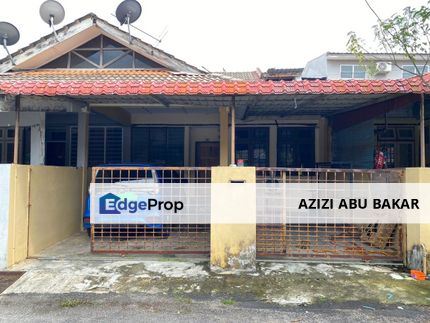 Teres setingkat bukit setongkol berdekat IM , Pahang, Kuantan