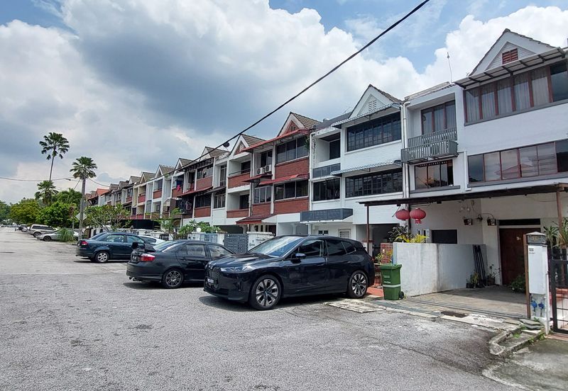 Jalan Sri Hartamas 17