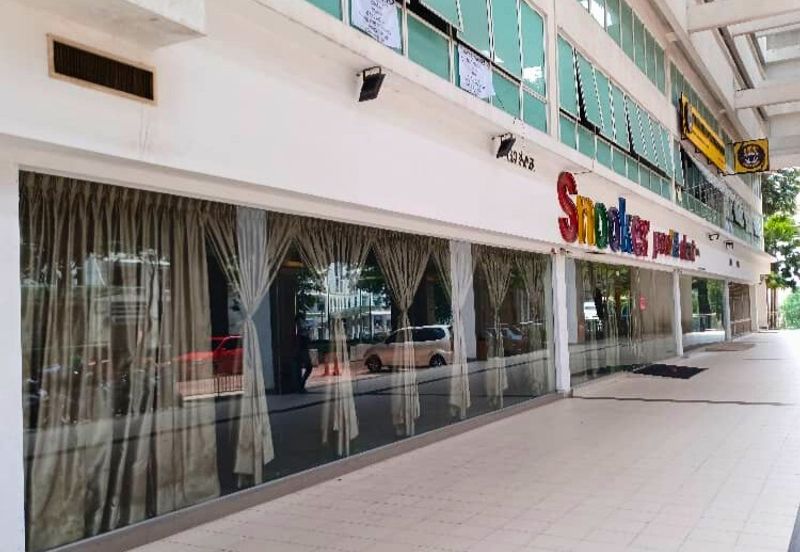 Ritze Perdana Business Center