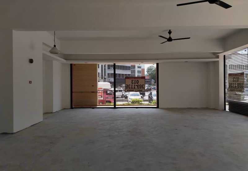 Ritze Perdana Business Center