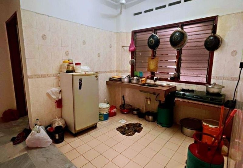 Subang Perdana Goodyear Court 10