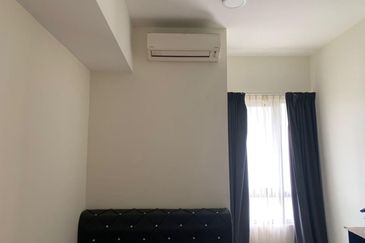 Pandora @ Tropicana Metropark