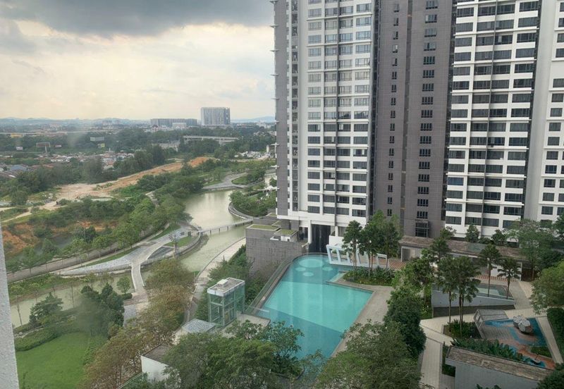 Pandora @ Tropicana Metropark