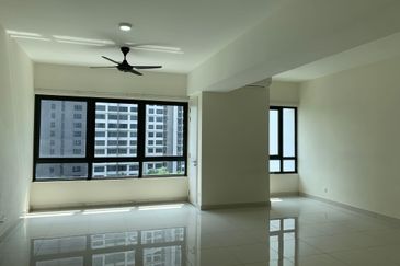 Pandora @ Tropicana Metropark