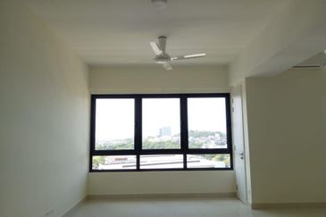 Pandora @ Tropicana Metropark