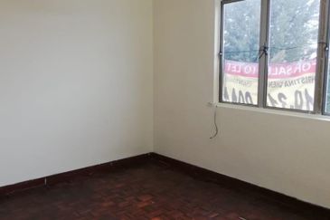 Subang Perdana Goodyear Court 8