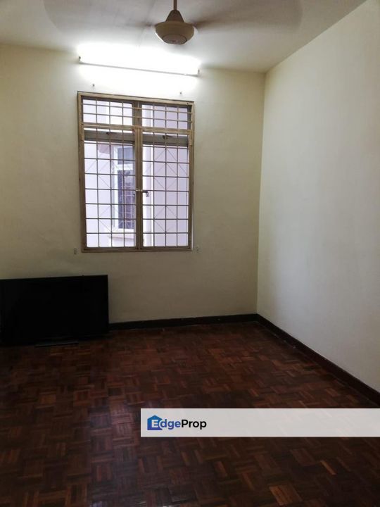 Subang Perdana Goodyear Court 8, Selangor, USJ