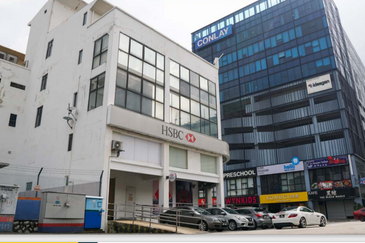 Taipan Business Centre, USJ 10