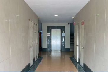 Taipan Business Centre, USJ 10