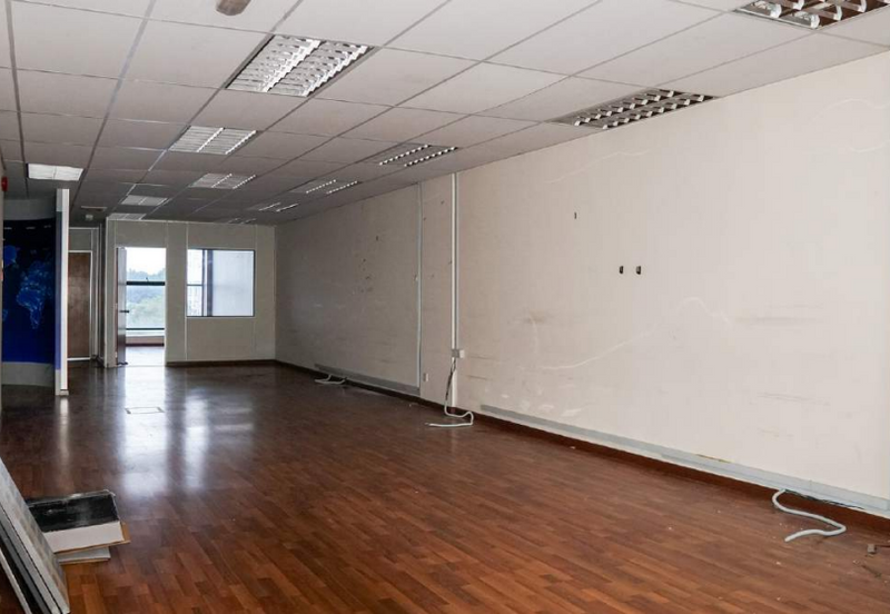 Taipan Business Centre, USJ 10