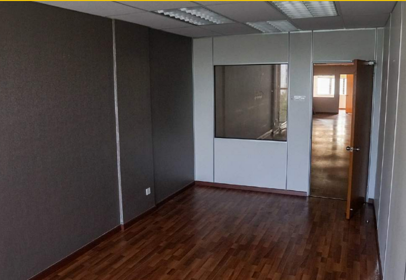 Taipan Business Centre, USJ 10