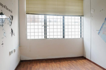 Taipan Business Centre, USJ 10