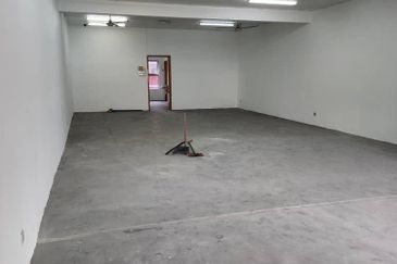 Pusat Perdagangan Seri Kembangan