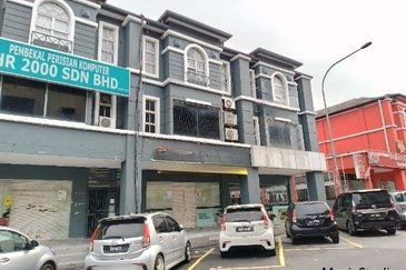 Taipan Business Centre, USJ 10