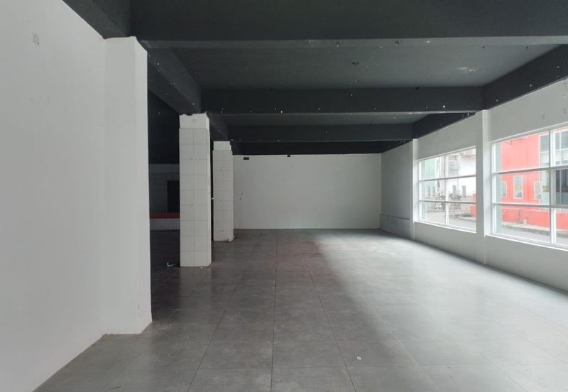 Taipan Business Centre, USJ 10