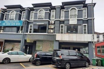 Taipan Business Centre, USJ 10