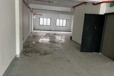 Taipan Business Centre, USJ 10