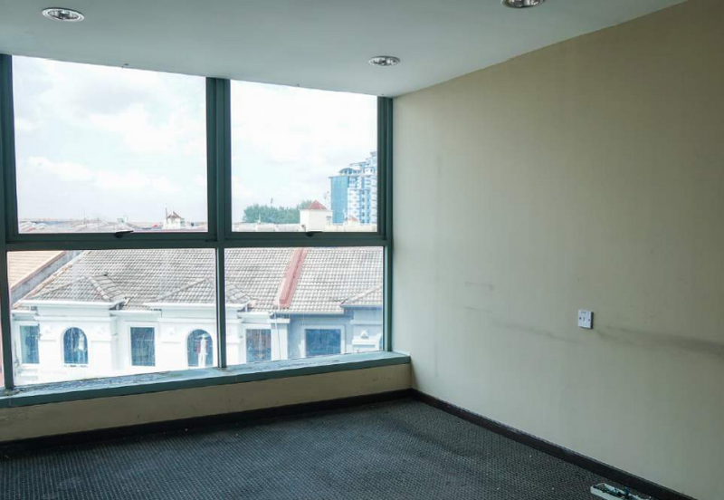 Taipan Business Centre, USJ 10