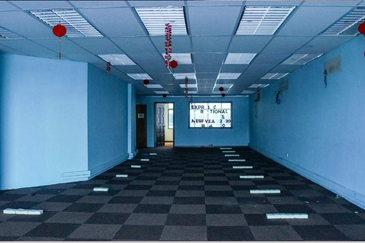 Taipan Business Centre, USJ 10