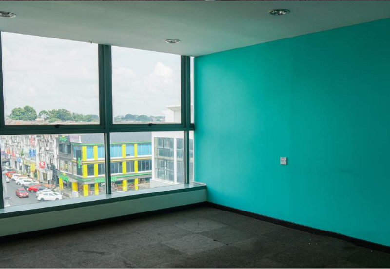 Taipan Business Centre, USJ 10