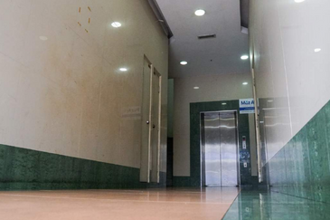 Taipan Business Centre, USJ 10