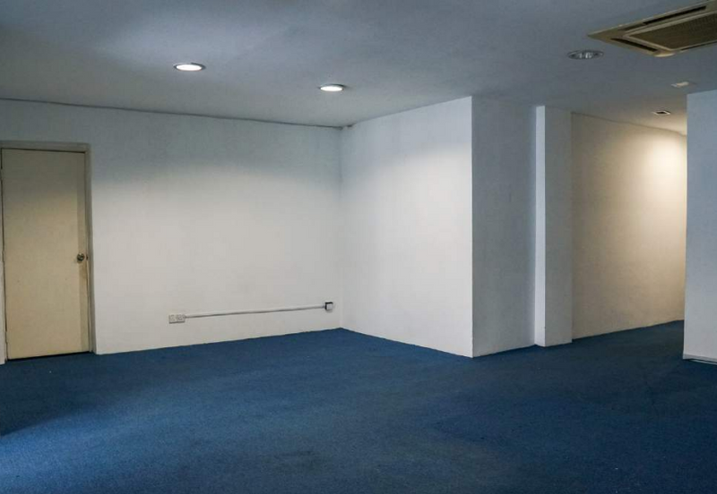 Taipan Business Centre, USJ 10