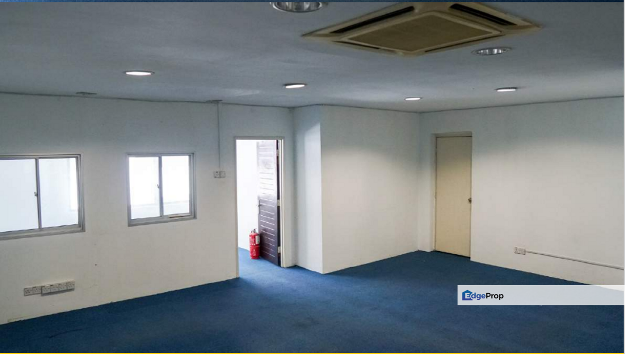 Taipan Business Centre, USJ 10, Selangor, Subang Jaya