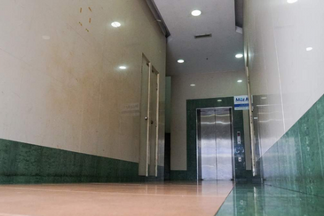 Taipan Business Centre, USJ 10