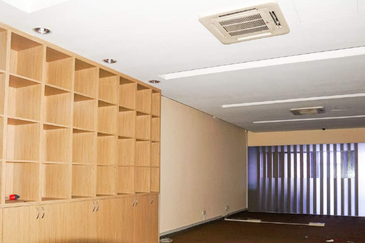 Taipan Business Centre, USJ 10