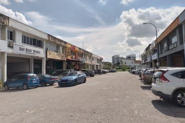 Taman Perindustrian Subang USJ 1