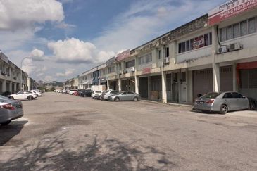 Taman Perindustrian Subang USJ 1