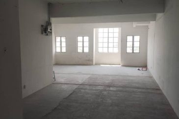 Taipan Business Centre, USJ 10