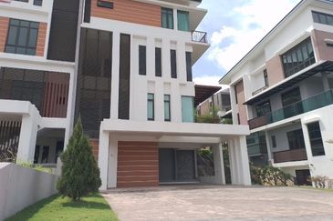 Kingsley Hills @ Putra Heights