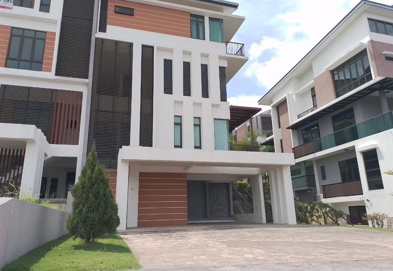 Kingsley Hills @ Putra Heights