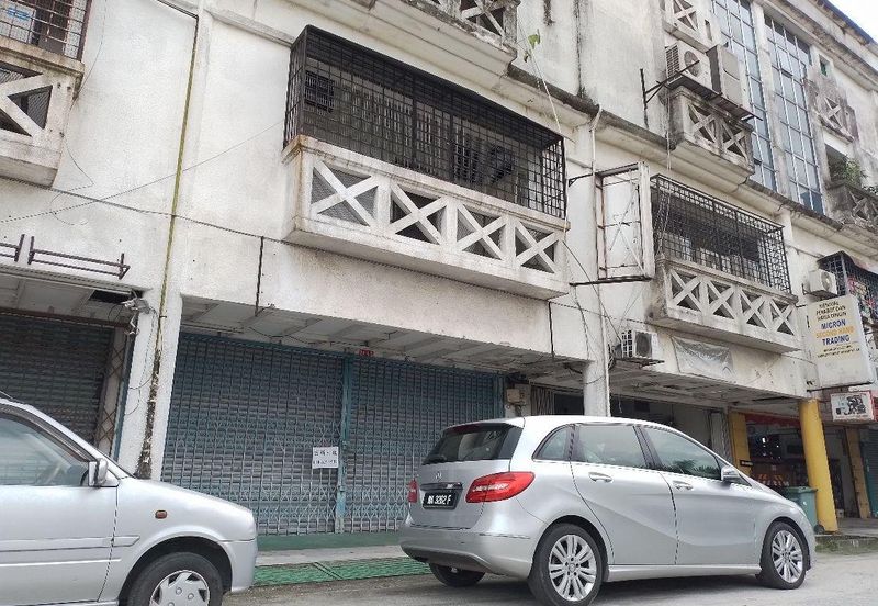 Taman Kinrara Seksyen 1