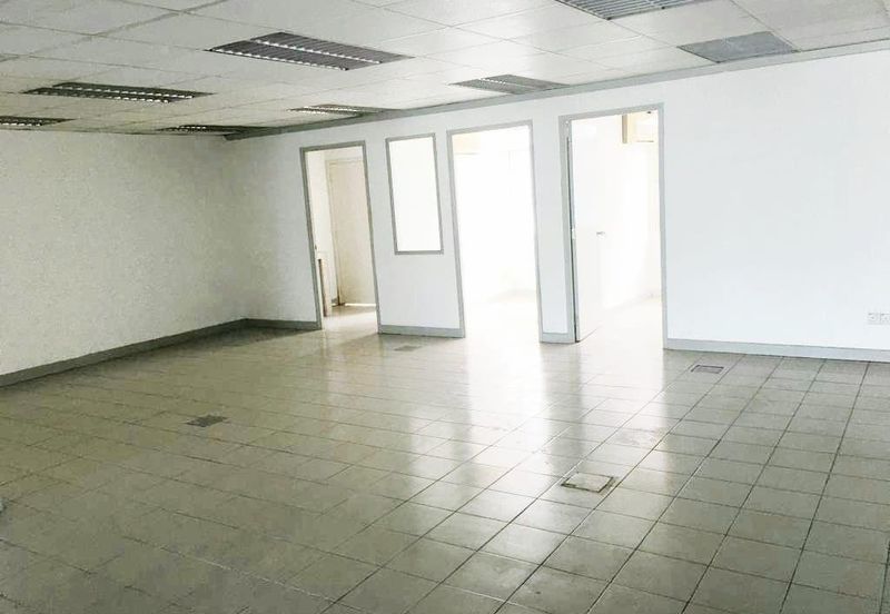 Taipan Business Centre, USJ 10