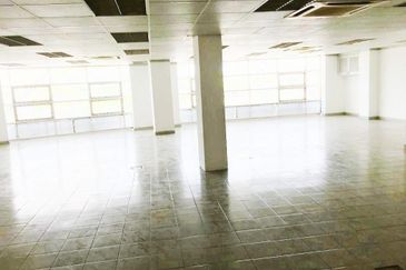 Taipan Business Centre, USJ 10