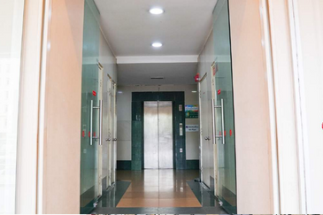 Taipan Business Centre, USJ 10