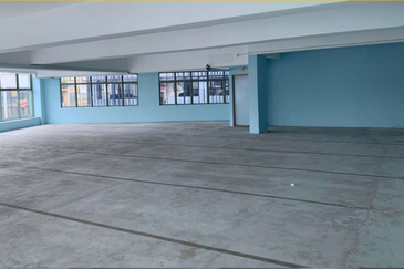 Taipan Business Centre, USJ 10