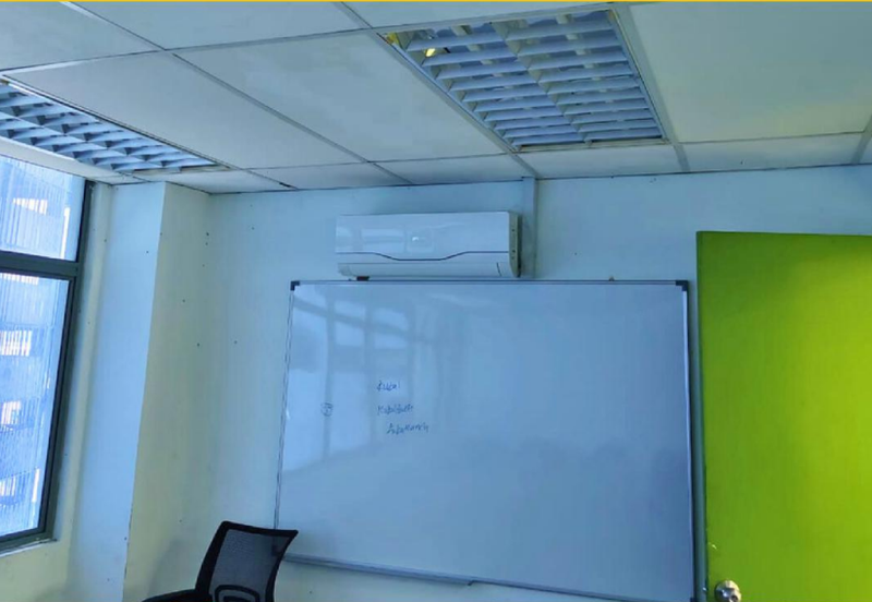 Taipan Business Centre, USJ 10