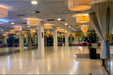 Taipan Business Centre, USJ 10