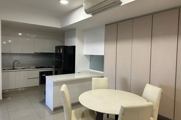 Paloma @ Tropicana Metropark