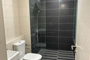 Paloma @ Tropicana Metropark