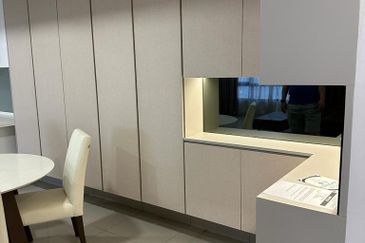 Paloma @ Tropicana Metropark