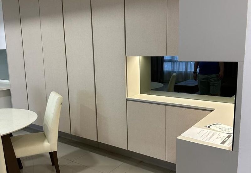 Paloma @ Tropicana Metropark