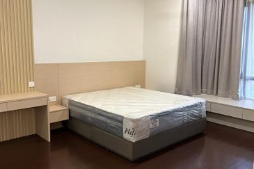 Paloma @ Tropicana Metropark