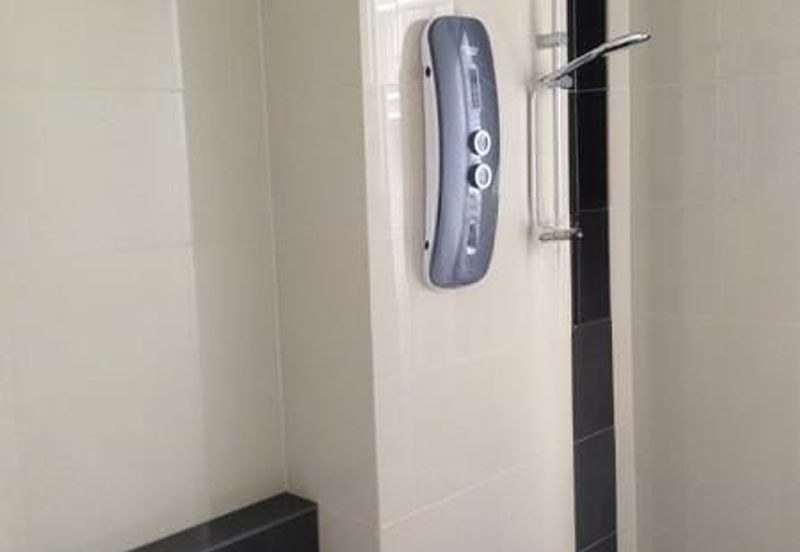 Pandora @ Tropicana Metropark