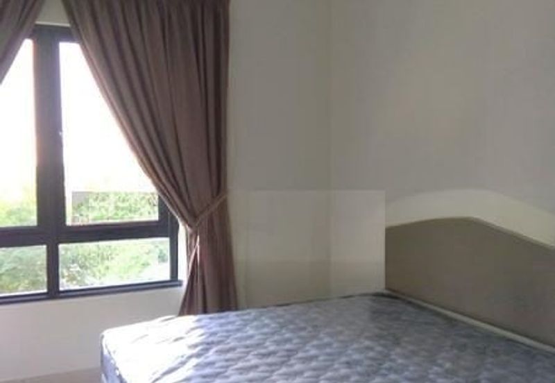 Pandora @ Tropicana Metropark