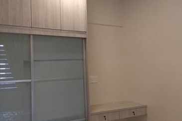 Pandora @ Tropicana Metropark