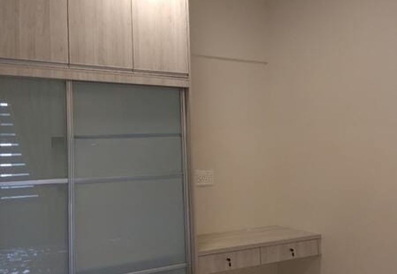 Pandora @ Tropicana Metropark